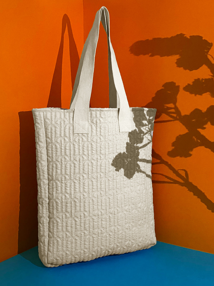 QUILTED TOTE BAG (ART DECO)